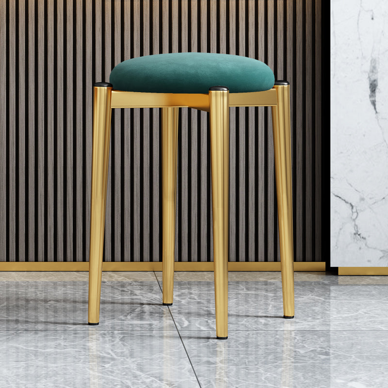 Luxury Ottoman Velvet Tear Resistant Metal Legs Solid Color Round Ottoman Green 1 Piece Clearhalo 'furn' 'furn_ottomans_poufs' 'Furniture' 'Living Room Furniture' 'Ottomans & Poufs' 'ottomans_poufs' 7336860