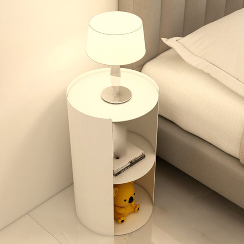 Cabinete de almacenamiento abierto contemporáneo Gabinete de metal Acento de metal Noche con estantes