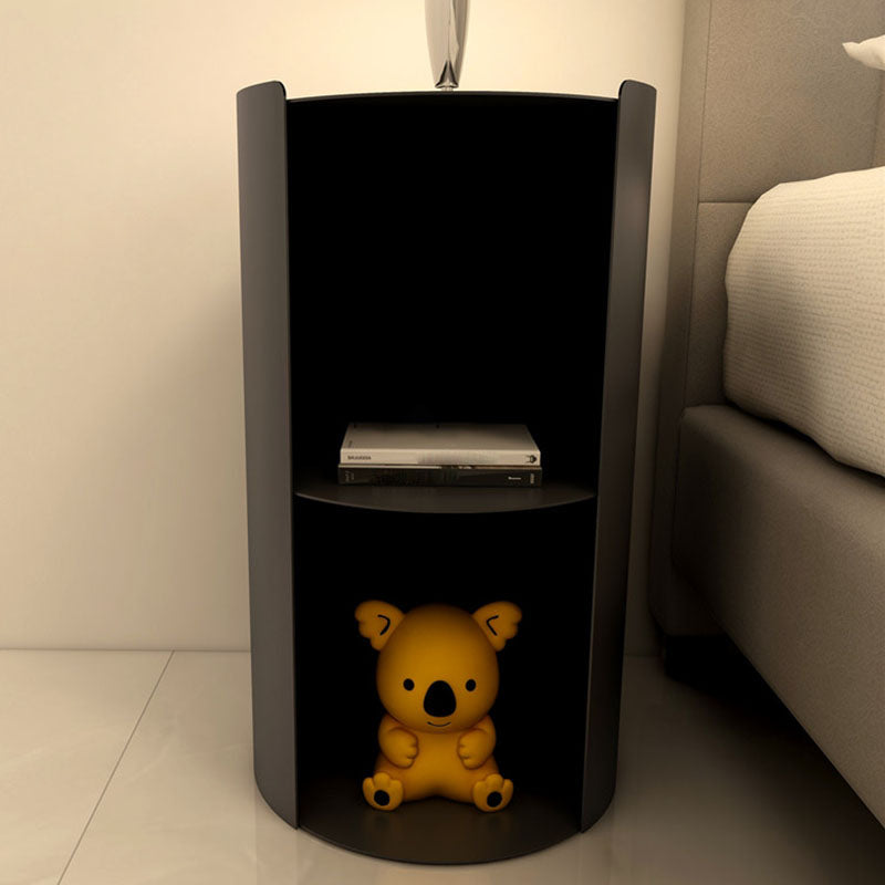 Cabinete de almacenamiento abierto contemporáneo Gabinete de metal Acento de metal Noche con estantes