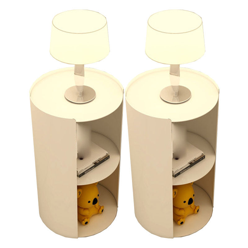 Cabinete de almacenamiento abierto contemporáneo Gabinete de metal Acento de metal Noche con estantes