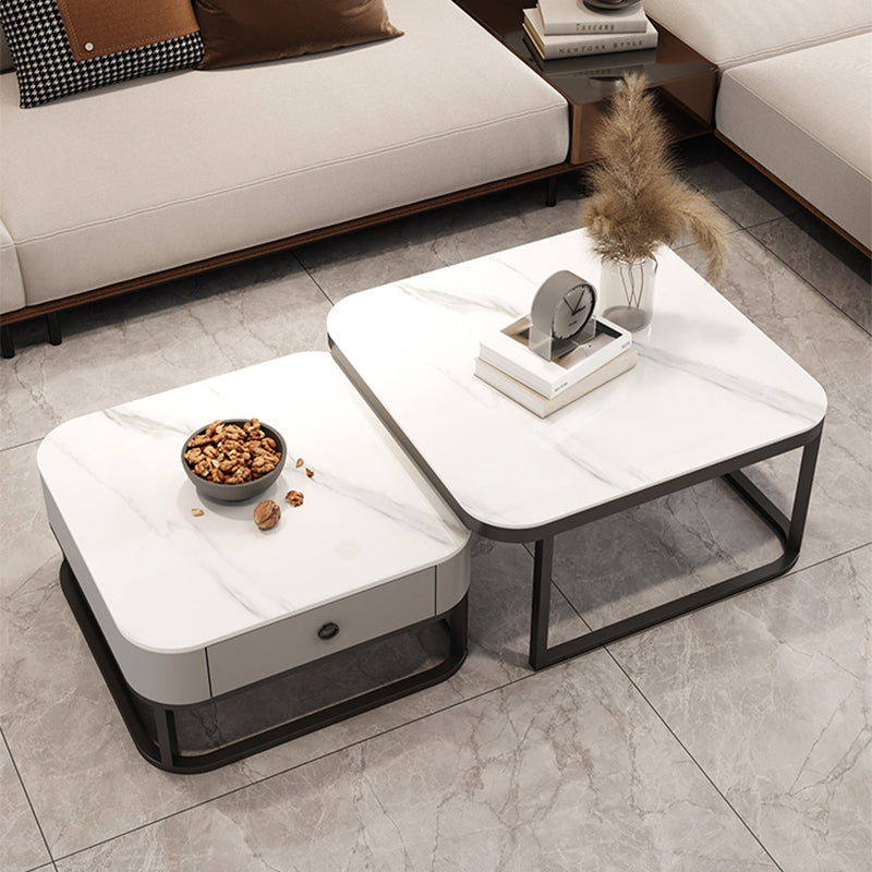 Quadratischer Couchtisch mit Glasplatte, zusammensetzbarer Couchtisch für das Wohnzimmer