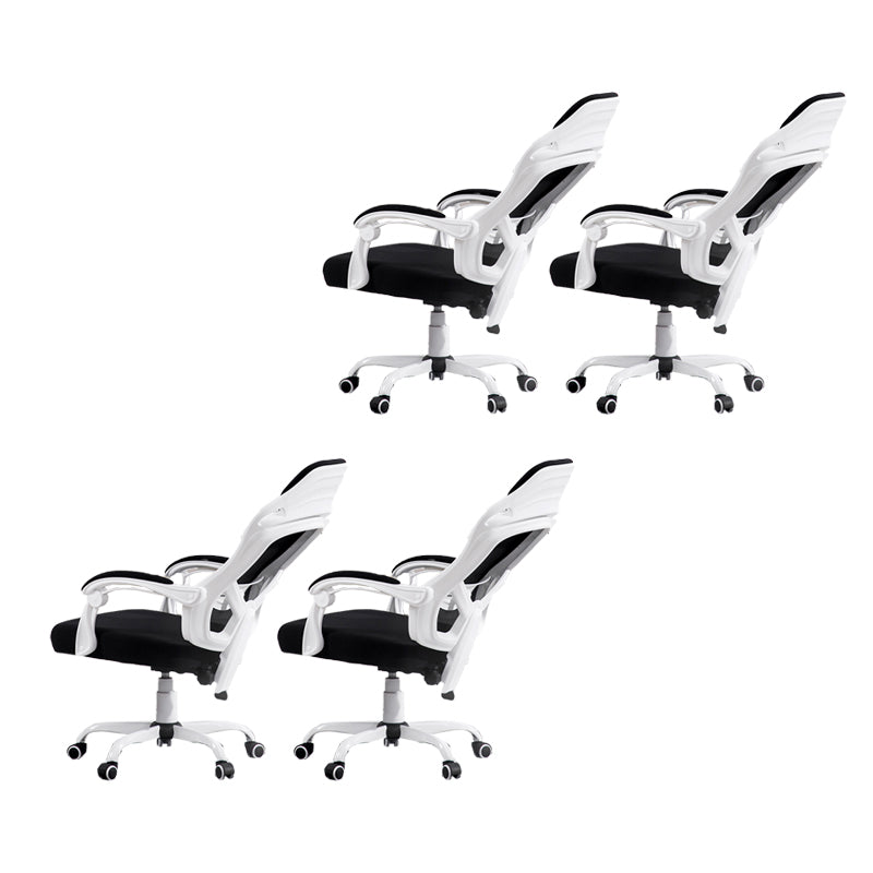 Silla de oficina de armas acolchada mecanismo de inclinación sin angustia silla de escritorio ergonómica con ruedas