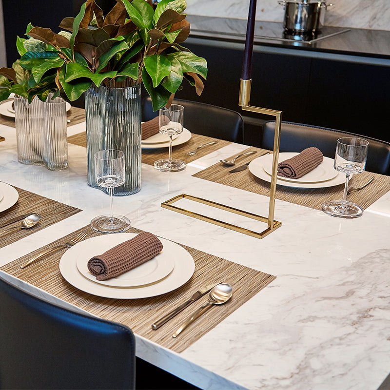 Rechthoekige eettafel Witte en zwarte eetkamer keukentafel