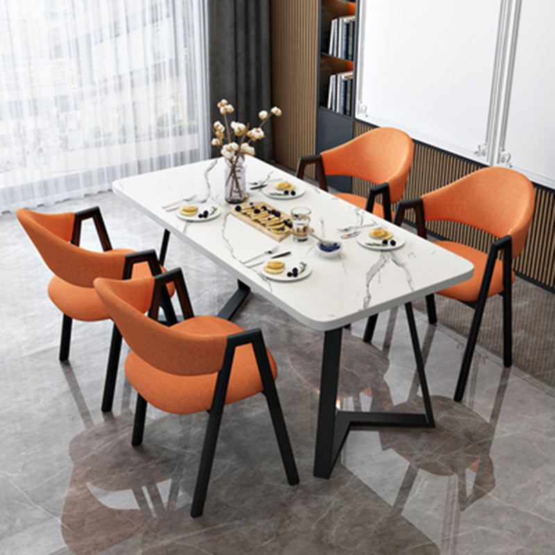 モダンウッドダイニングテーブルセット5 PCSダイニングルームの家具セット