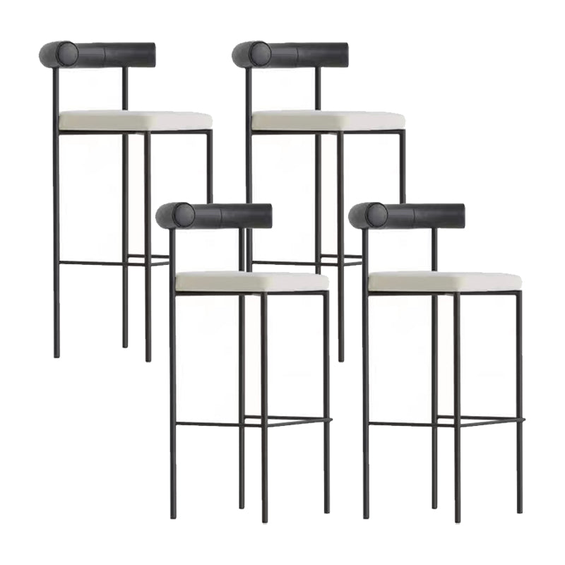 屋内のためのモダンなスタイルの布張りのカウンタースツールローバックバースツール