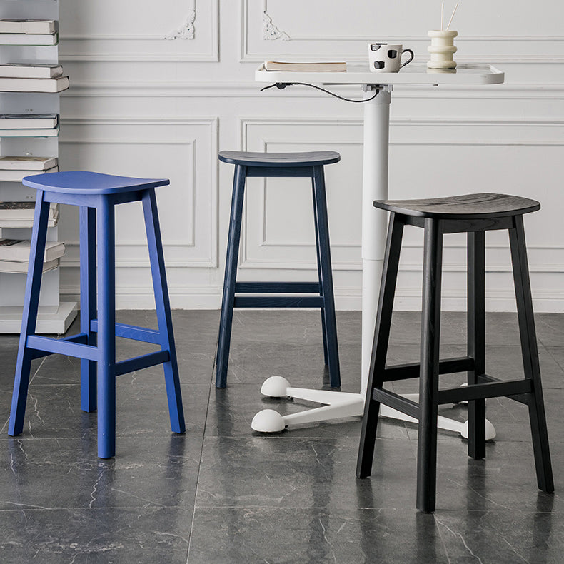 ソリッドウッドバースツールコンテンポラリースタイルのサドルシートアームレススツール