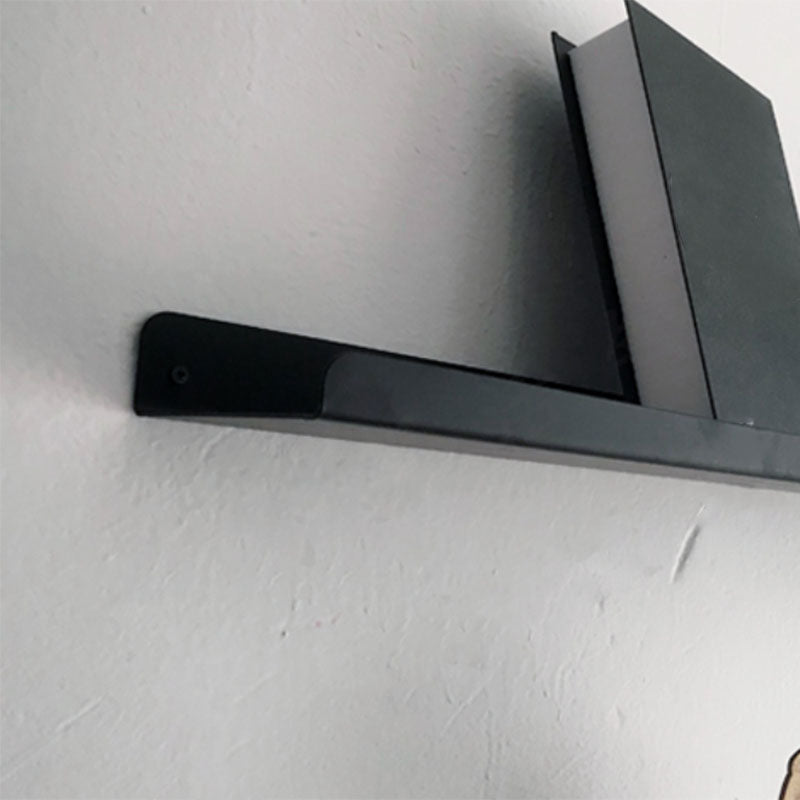 Libreria industriale chiusa industriale in metallo con scaffali