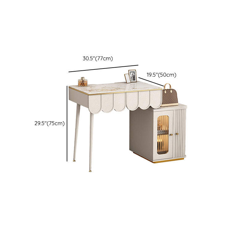 Escritorio moderno de oficina de forma rectangular escritura de piedra en blanco