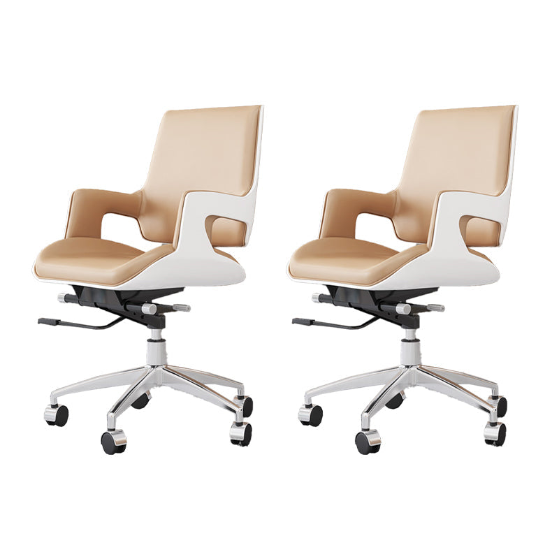 Chaise de gestion pivotante contemporaine chaise de bureau marron en cuir en cuir en cuir
