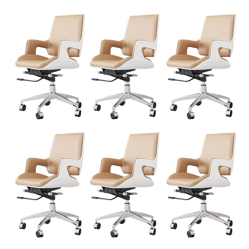 Chaise de gestion pivotante contemporaine chaise de bureau marron en cuir en cuir en cuir