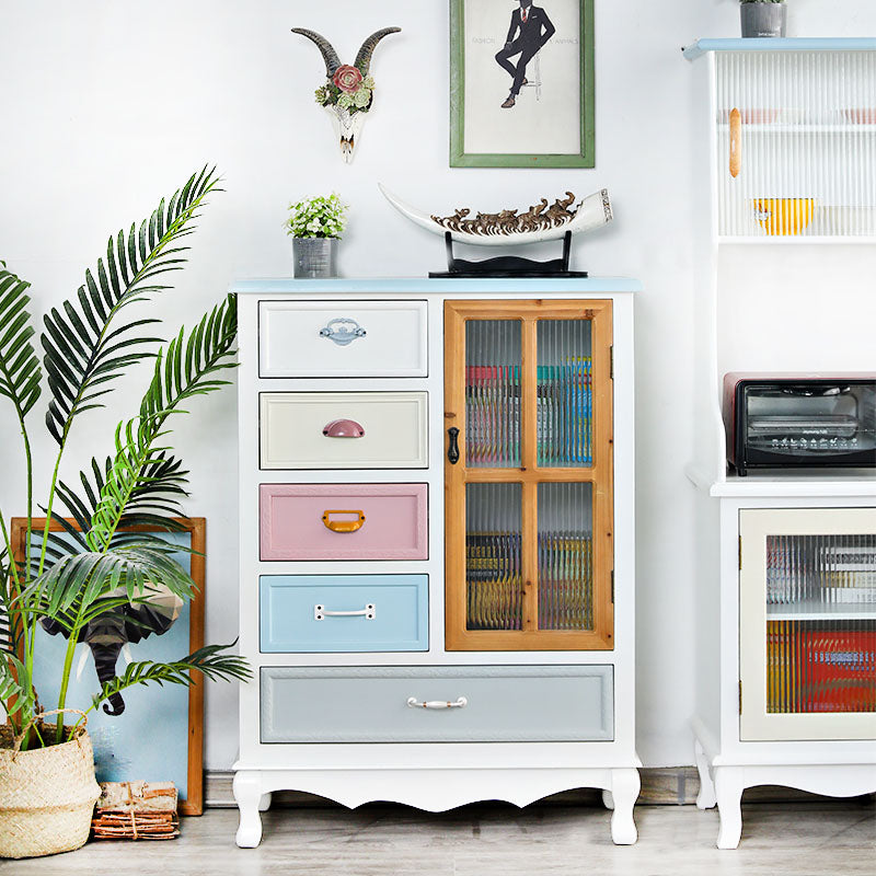 Creazione di stoccaggio in legno fabbricato in stile costiero per la camera da letto