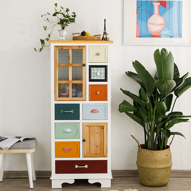 Creazione di stoccaggio in legno fabbricato in stile costiero per la camera da letto