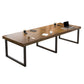 Bureau de bureau en bois massif Base d'écriture rectangulaire avec des jambes en fer