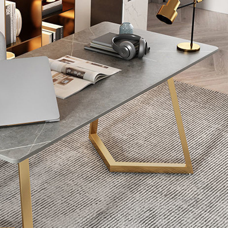 Glam -Schreibtisch Stein rechteckig 29,53 "großer Büroschreibtisch mit goldenen Beinen