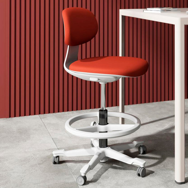 Moderne verstelbare rugleuning aan de teller kassier kassier Bark ontlasting met kussen en pedaal