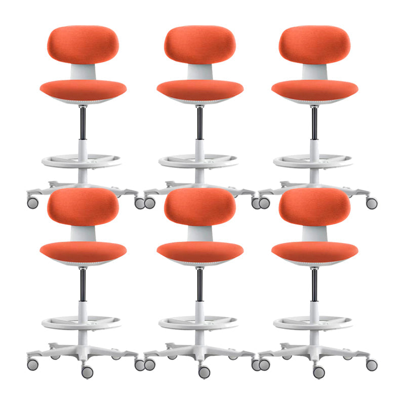 Moderne verstelbare rugleuning aan de teller kassier kassier Bark ontlasting met kussen en pedaal