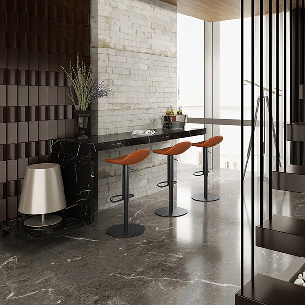 Indoor Metal Legs Bar Stool Saddle Seat Bar Stool with Swivel