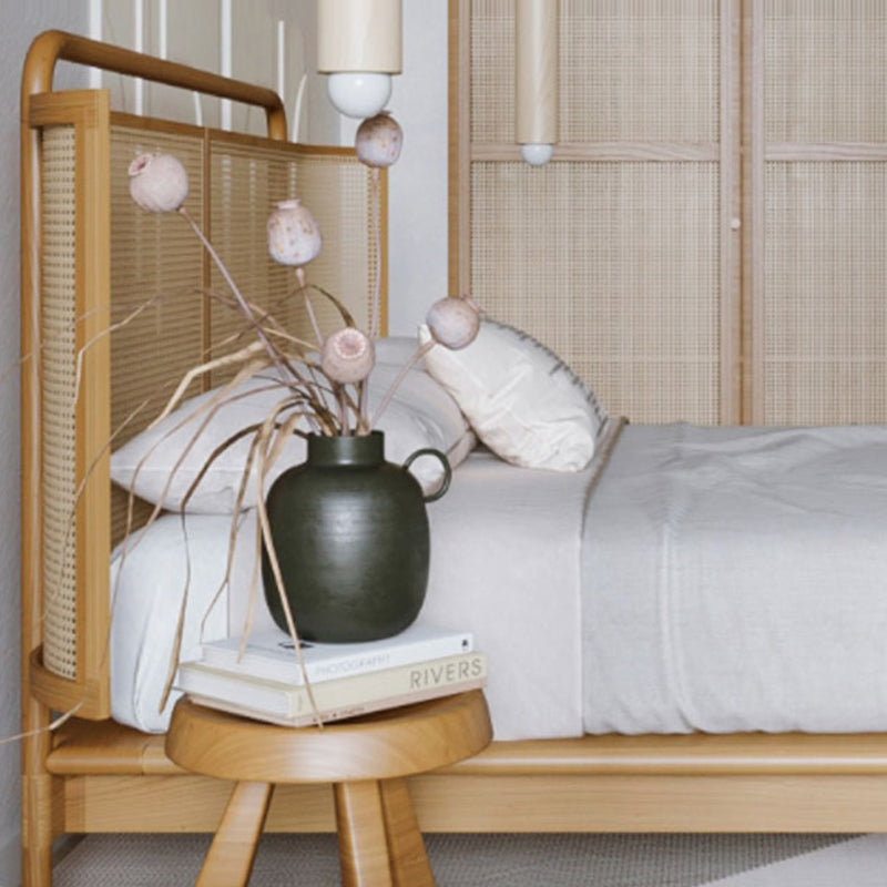No Distressing Tropical Panel Bed Solid Wood Standard Bed with Headboard Clearhalo 'Bedroom Furniture' 'Beds' 'furn' 'furn_beds' 'Furniture' 7386517