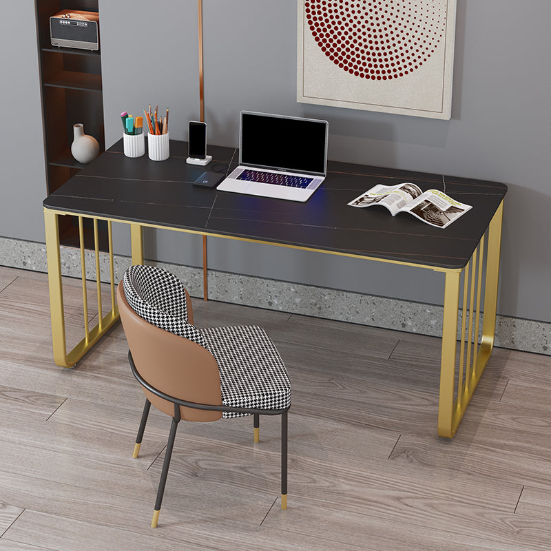 Bureau de bureau contemporain incurvé finition antique finit bureau avec des jambes métalliques