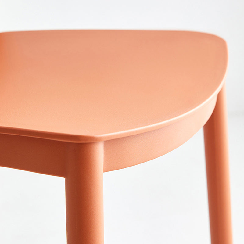 Bassista da barra da barra da barra da bar contemporanee.