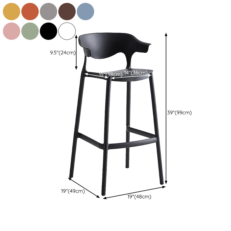 Bassista da barra da barra da barra da bar contemporanee.