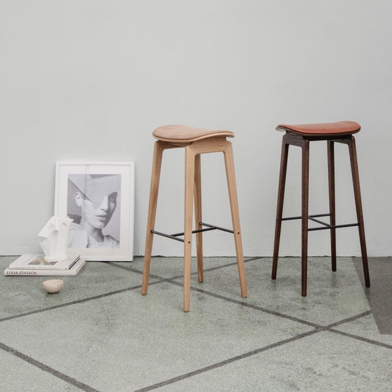 Industrial Solid Wood Stool Saddle Seat Stool for Living Room Clearhalo 'Bar Furniture' 'Bar Stools' 'bar_stools' 'furn' 'furn_bar_stools' 'Furniture' 'Kitchen & Dining Furniture' 7403387