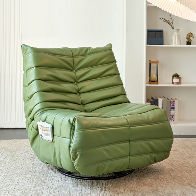 Maderni poltrone reclinabili in vetrino in vetrino in finta pelle.