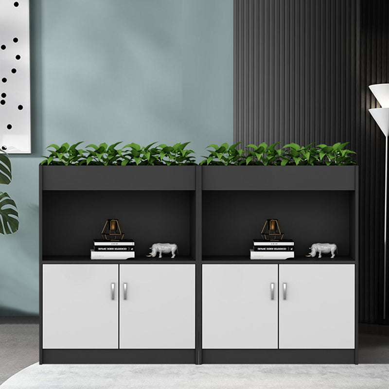 Armadio di archiviazione in legno di archiviazione contemporanea.