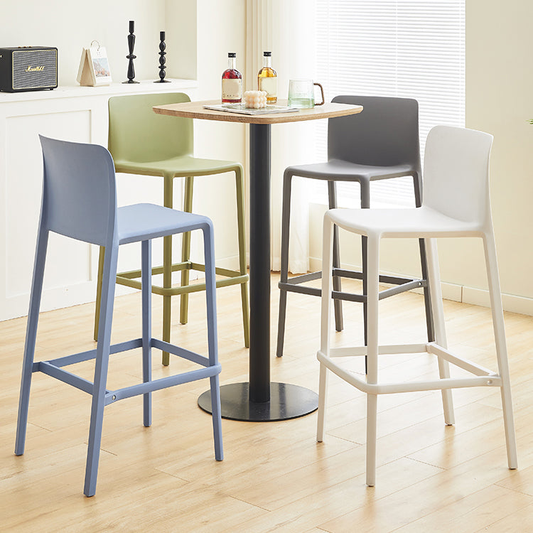 Sgabelli da pranzo in plastica senza braccio sgabelli da bar posteriore con poggiapiedi