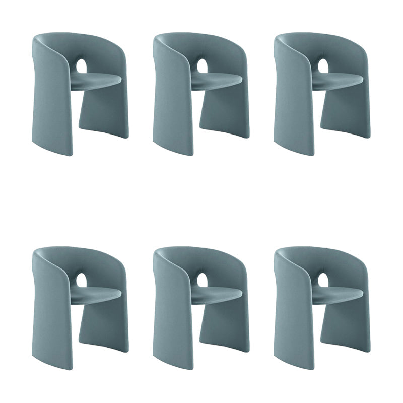 Binnen fluwelen gestoffeerde stoelstoel metalen frame open rug eetkamerstoel