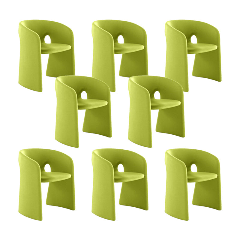 Binnen fluwelen gestoffeerde stoelstoel metalen frame open rug eetkamerstoel