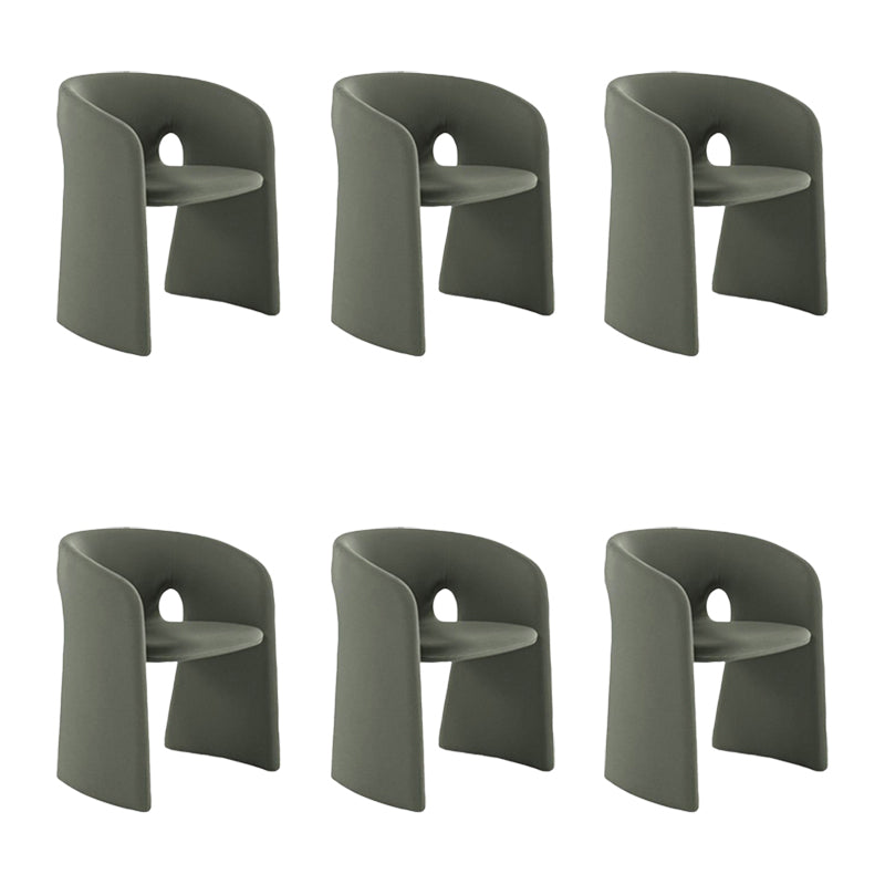 Binnen fluwelen gestoffeerde stoelstoel metalen frame open rug eetkamerstoel