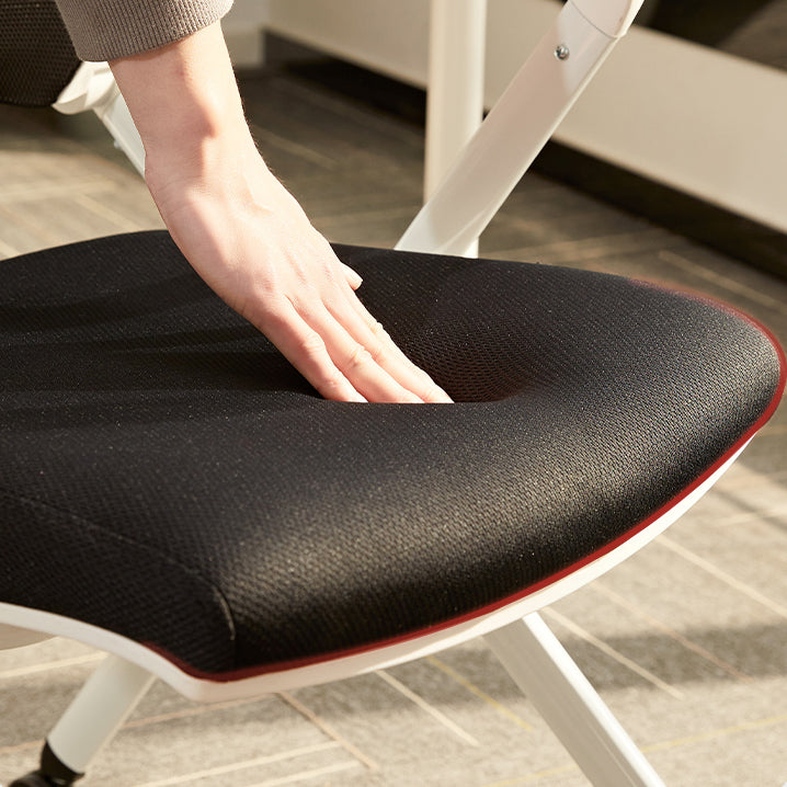 Sedia da ufficio ad armi fissa nessuna sedia da scrivania moderna ergonomica con ruote