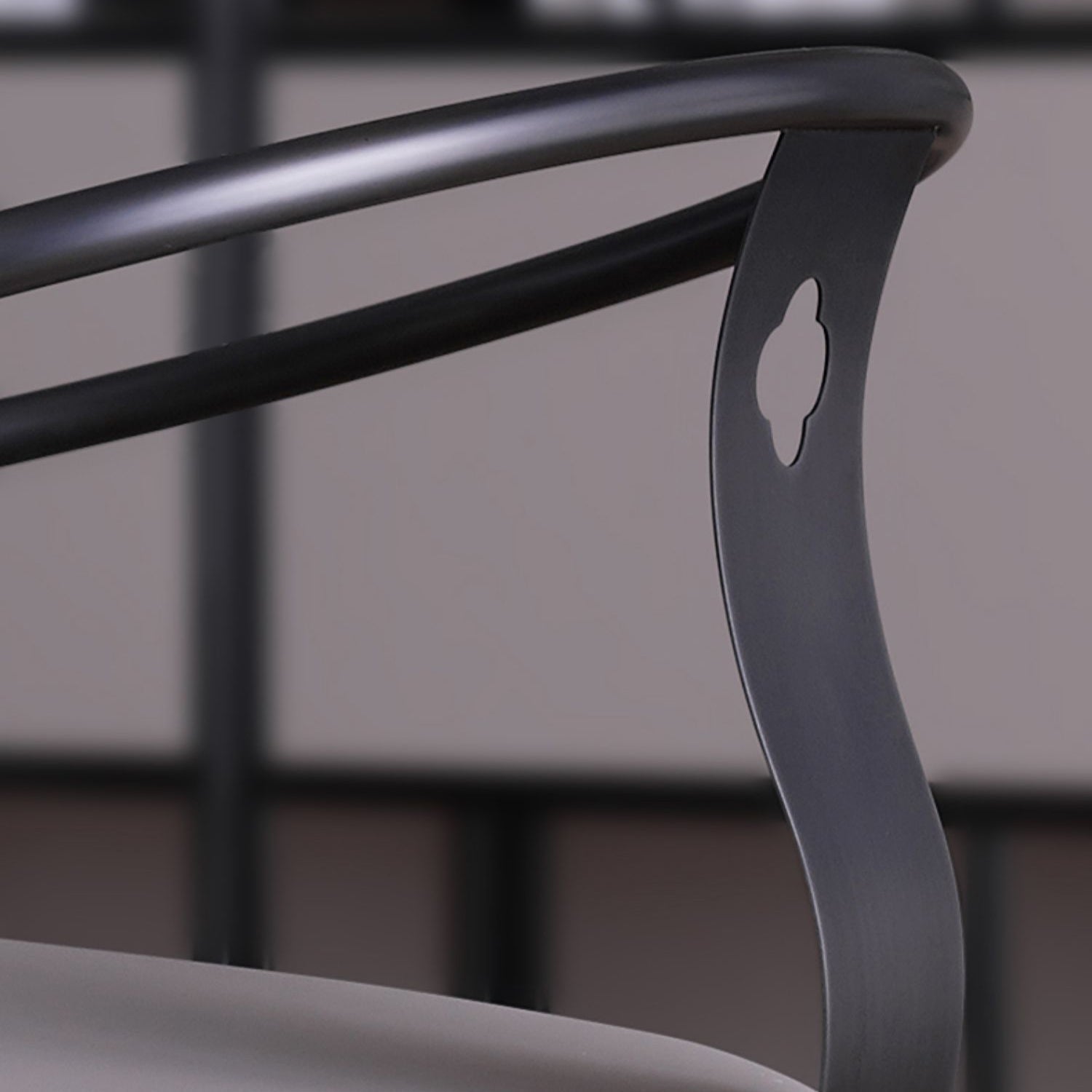 Glam Style Dining Chair Upholstered Arm Chair with Metal Base Clearhalo 'Dining Chairs' 'Dining Tables & Seating' 'dining_chair' 'furn' 'furn_dining_chair' 'Furniture' 'Kitchen & Dining Furniture' 7434075