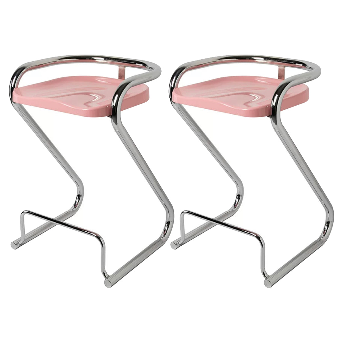 Sgabello da bar sul retro posteriore con sedile sagomate con base di metallo