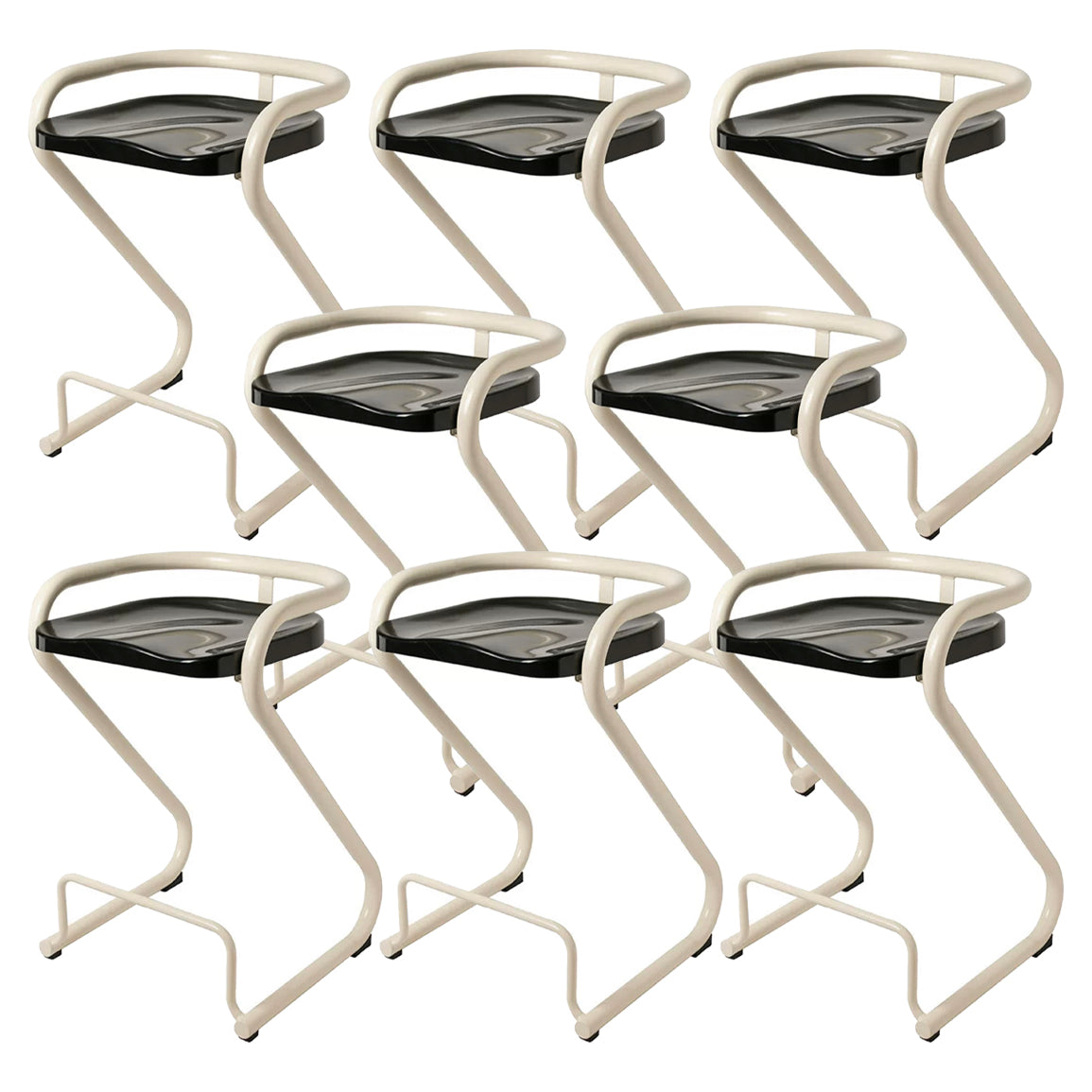 Sgabello da bar sul retro posteriore con sedile sagomate con base di metallo