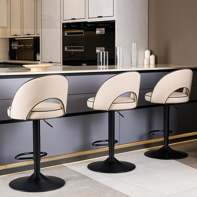 Tabourets de bar pivotants à hauteur réglable, style Glam, en simili cuir, avec base noire
