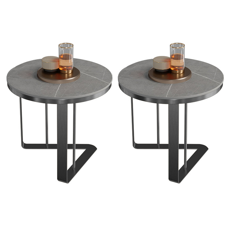 Glam Metal C-shape Side Table Round Stone Top Sofa Side End Table Black 2 Clearhalo 'Coffee & Accent Tables' 'End & Side Tables' 'end_side_tables' 'furn' 'furn_end_side_tables' 'Furniture' 'Living Room Furniture' 7442610