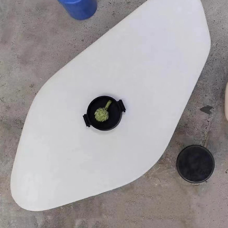 Bureau de bureau en bois de style contemporain Bureau de tâche de forme irrégulière avec 3 jambes en blanc