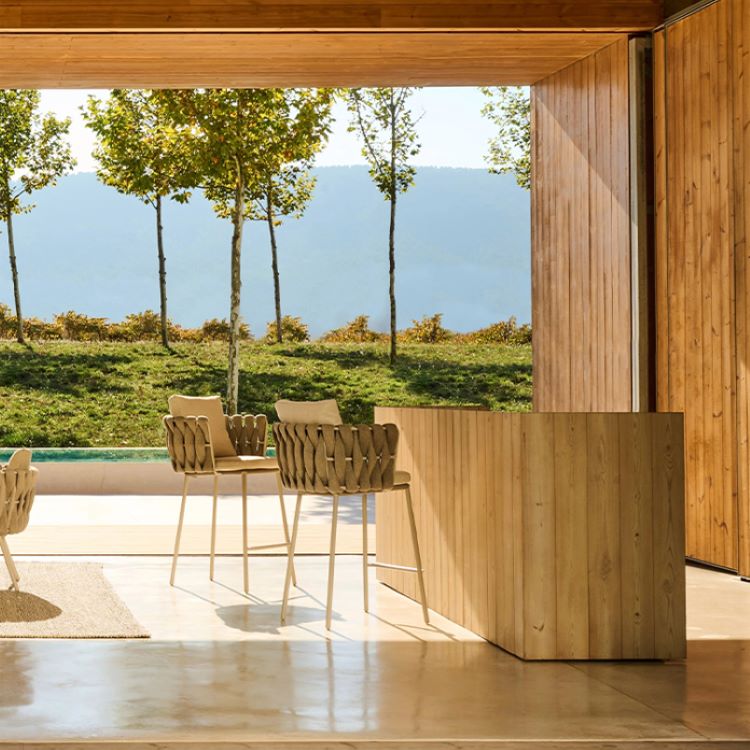 Indoor Living Room Bar Stool Upholstered Bar Stool with Footrest