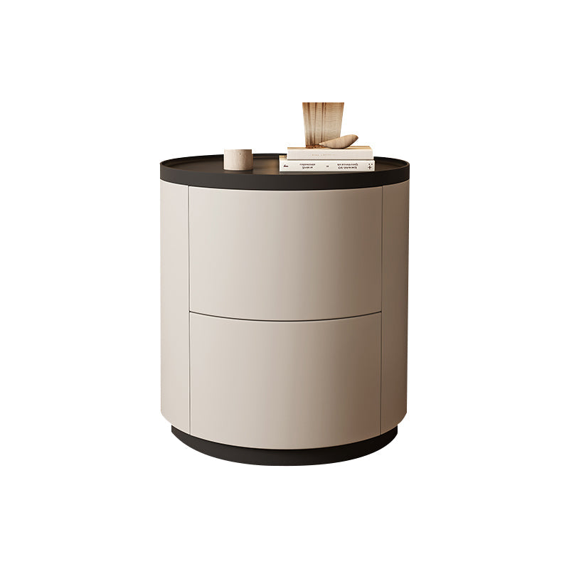 モダンなベッドナイトスタンドフェイクウッドアクセントテーブル寝室のナイトスタンド