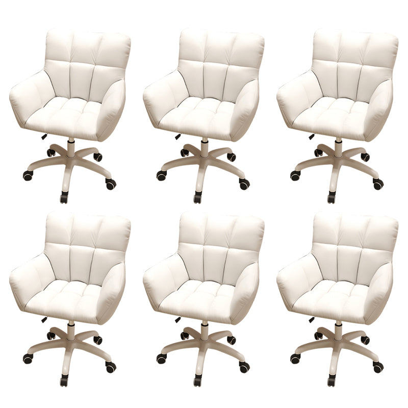 Moderner armloser Bürostuhl Keine belastende ergonomische Rutschenstuhl mit Rädern