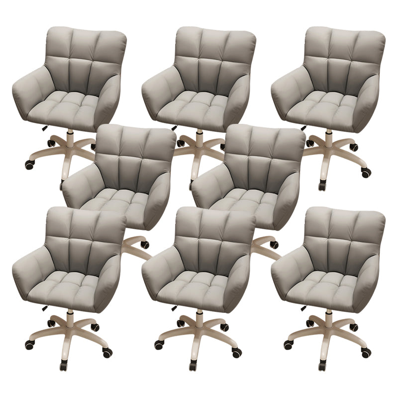 Moderner armloser Bürostuhl Keine belastende ergonomische Rutschenstuhl mit Rädern