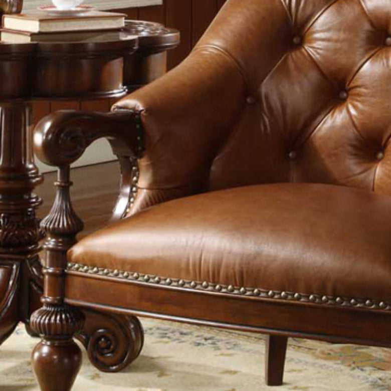 Silla de comedor de marco de madera maciza cubierta