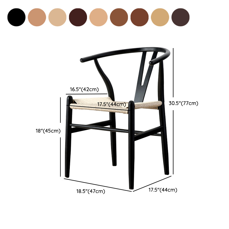 Silla de respaldo moderna de reposabrazos con patas de madera para el comedor