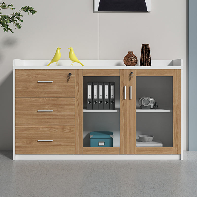 Abbazzinamento in stile Nordic Amatico in legno Archiviazione di archiviazione