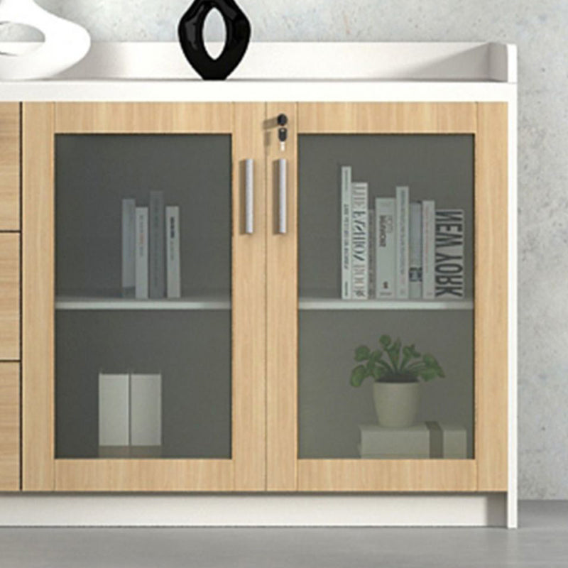 Abbazzinamento in stile Nordic Amatico in legno Archiviazione di archiviazione