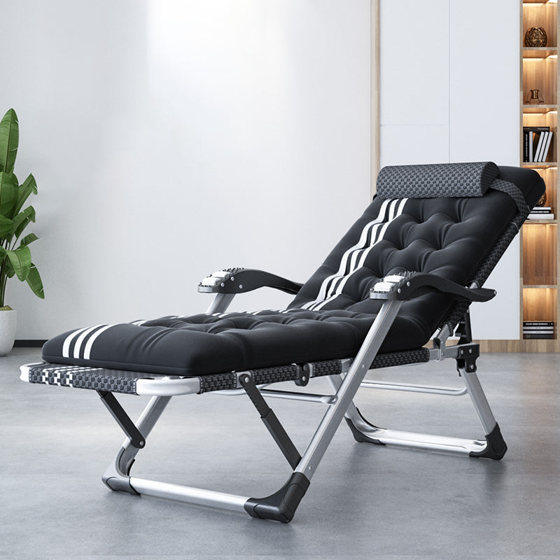 Modern Style Metal Frame Standard Recliner Foldable Recliner Chair Black White Clearhalo 'Chairs & Seating' 'furn' 'furn_recliners' 'Furniture' 'Living Room Furniture' 'Recliners' 7475539