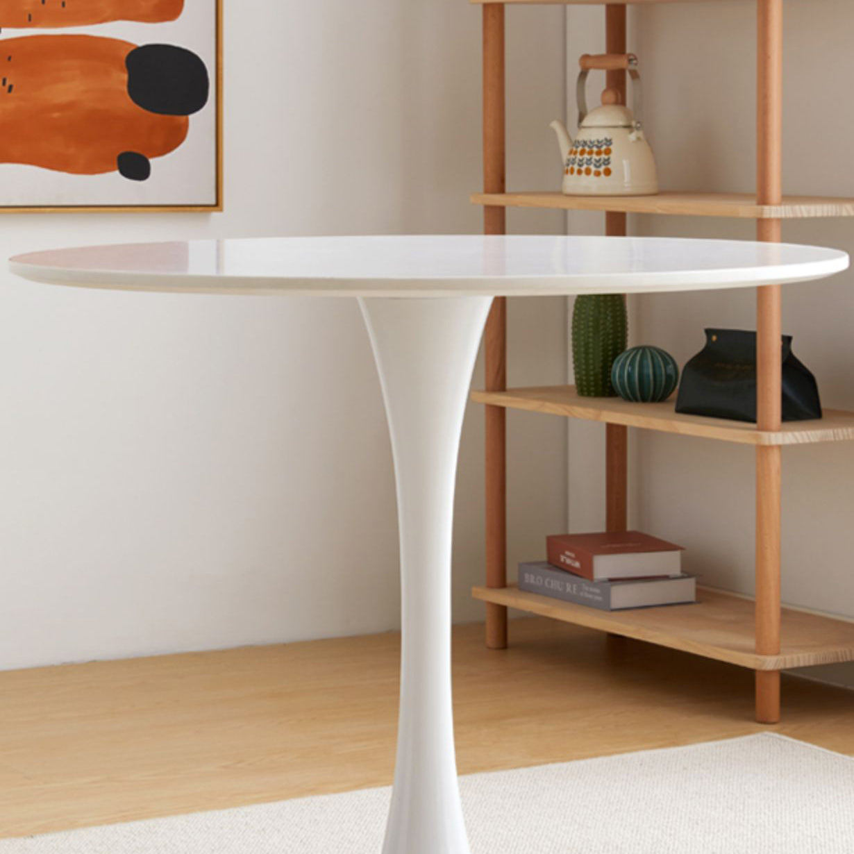 Simplicity Style Round Table Wood Dining Site Table with Tulip Base Clearhalo 'Dining Tables & Seating' 'Dining Tables' 'dining_table' 'furn' 'furn_dining_table' 'Furniture' 'Kitchen & Dining Furniture' 7476809
