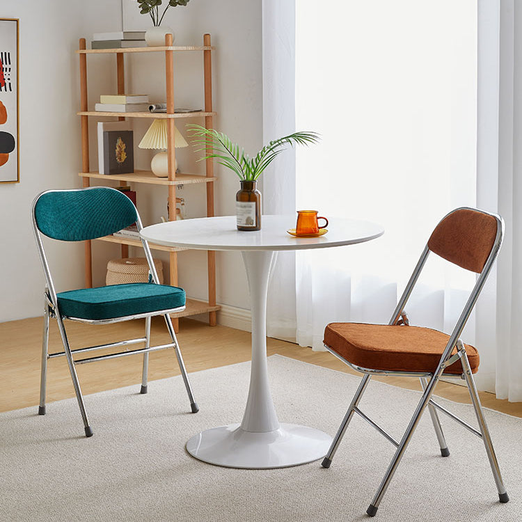 Simplicity Style Round Table Wood Dining Site Table with Tulip Base Clearhalo 'Dining Tables & Seating' 'Dining Tables' 'dining_table' 'furn' 'furn_dining_table' 'Furniture' 'Kitchen & Dining Furniture' 7476813